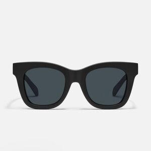 QUAY AFTER HOURS sunglasses